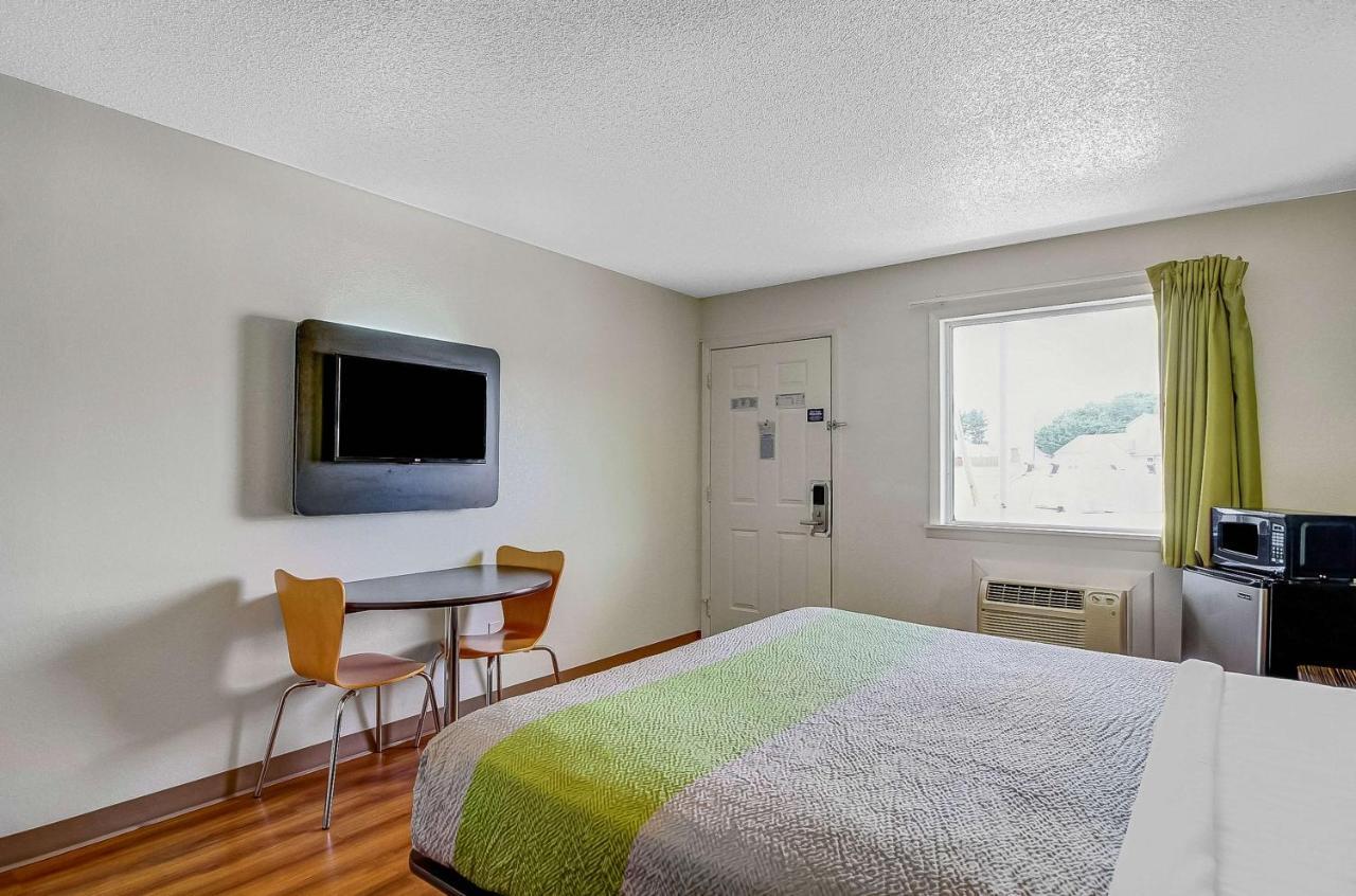 Motel 6-Charles Town, Wv ภายนอก รูปภาพ