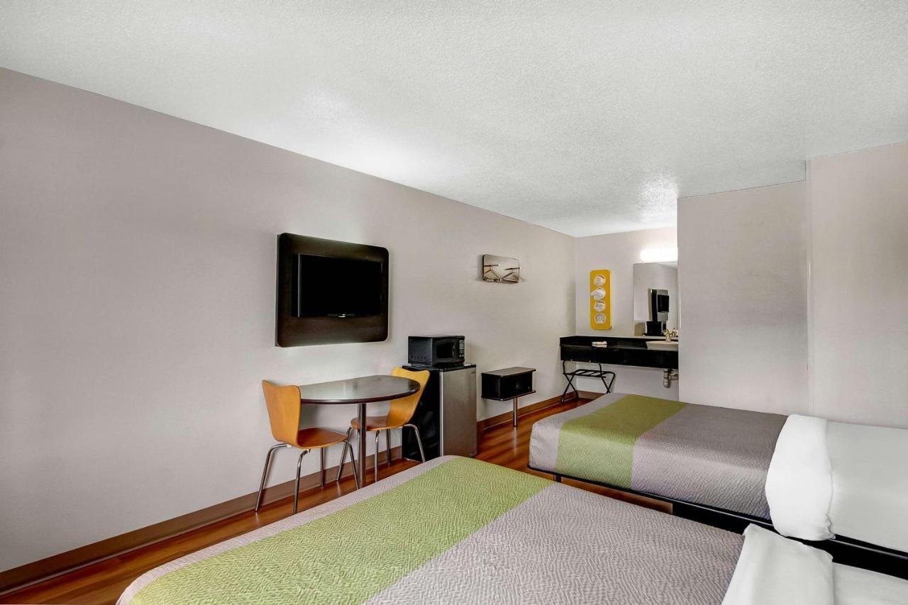 Motel 6-Charles Town, Wv ภายนอก รูปภาพ