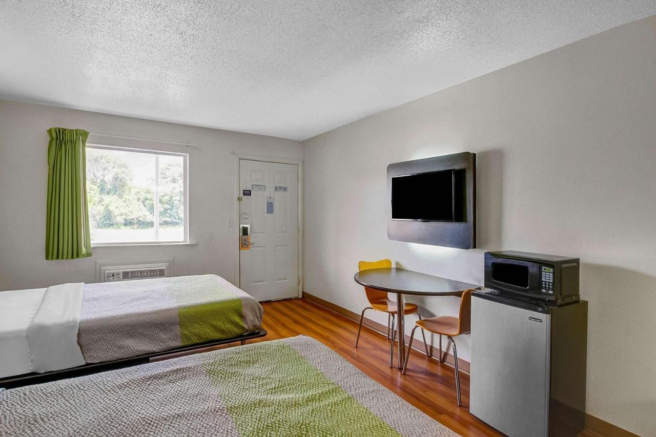 Motel 6-Charles Town, Wv ภายนอก รูปภาพ