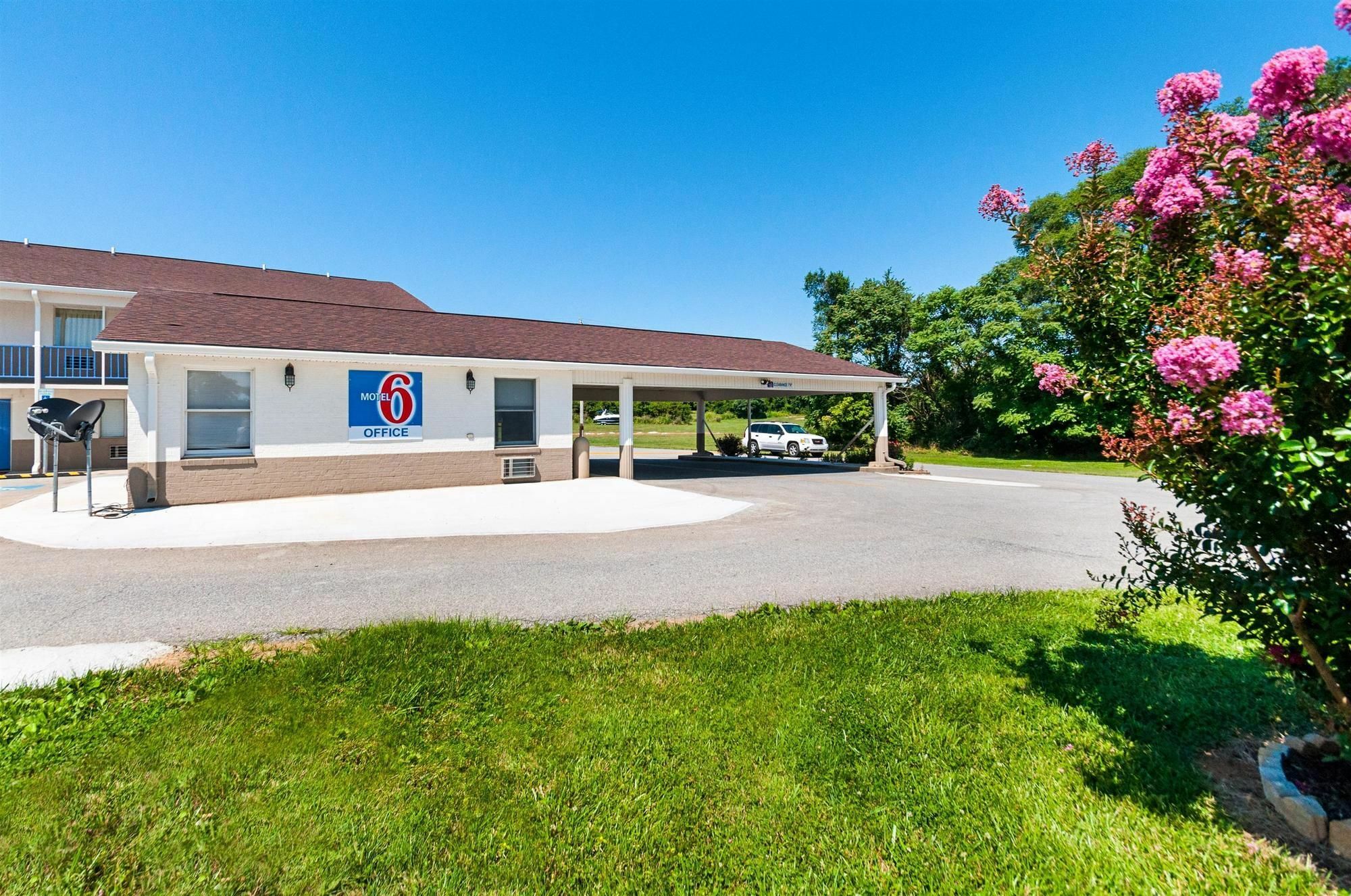 Motel 6-Charles Town, Wv ภายนอก รูปภาพ