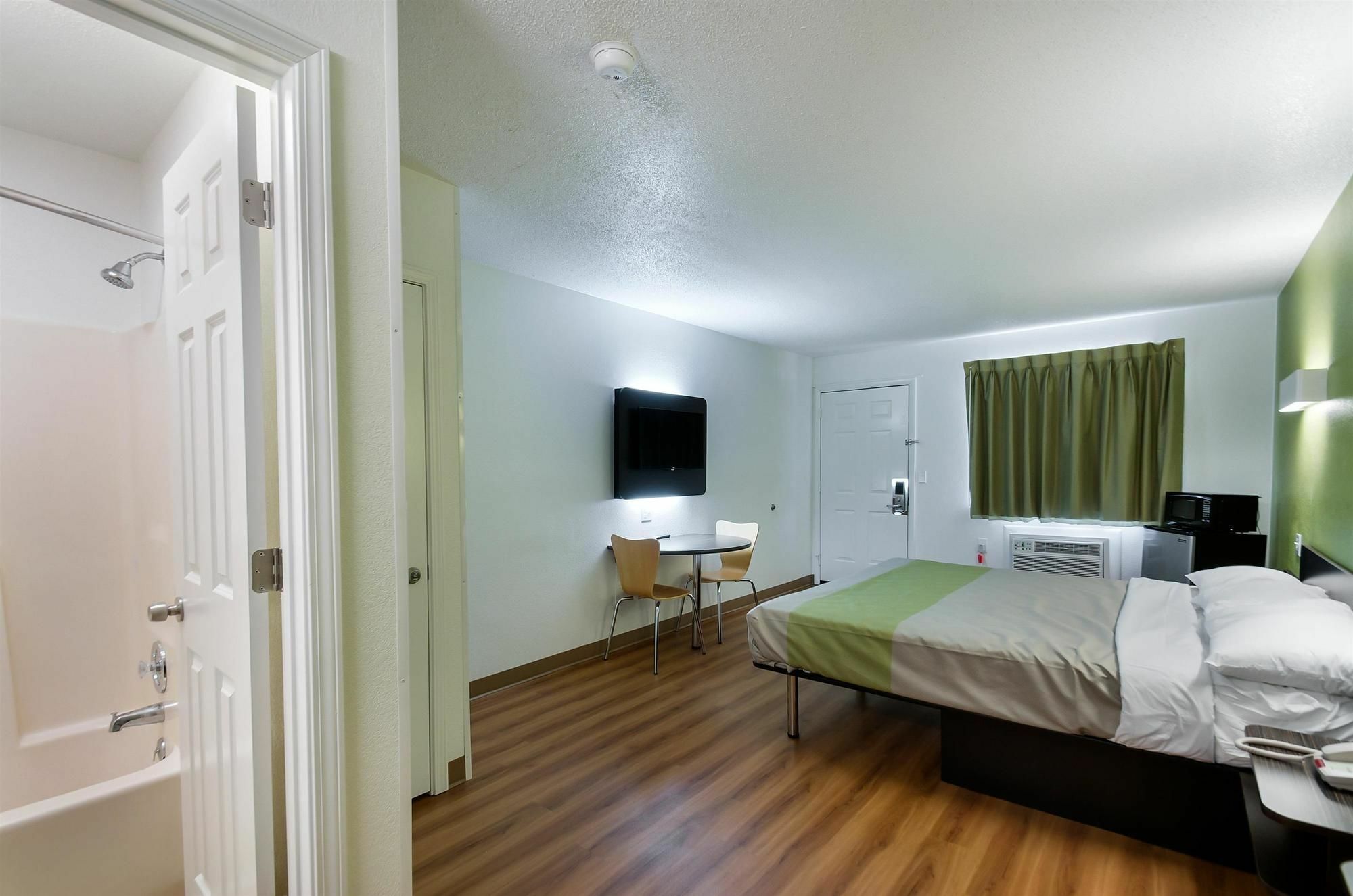 Motel 6-Charles Town, Wv ภายนอก รูปภาพ