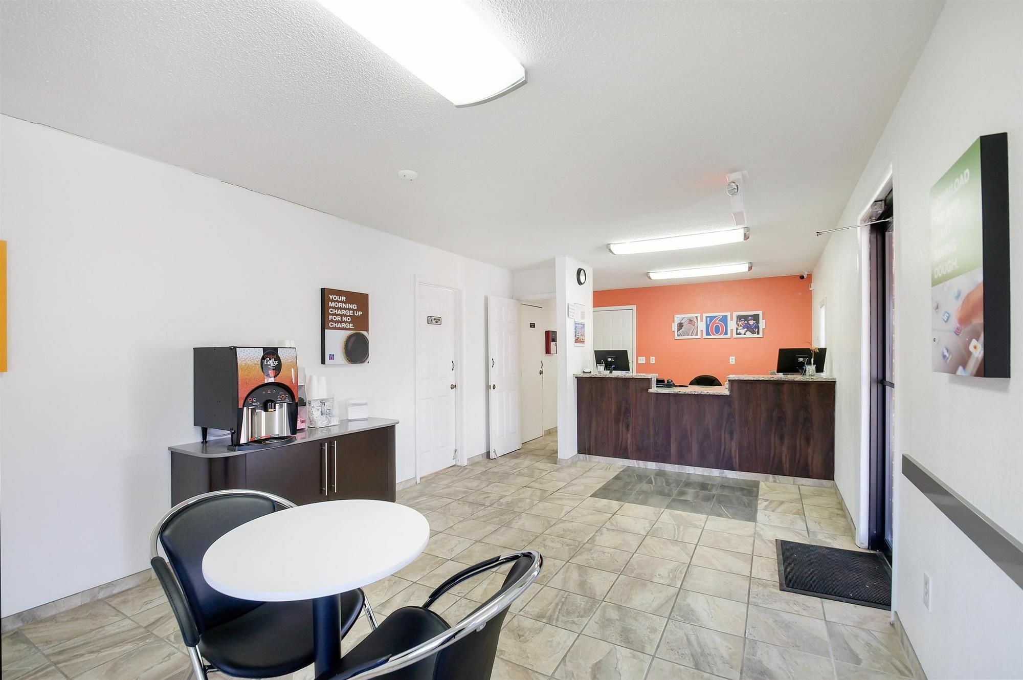 Motel 6-Charles Town, Wv ภายนอก รูปภาพ